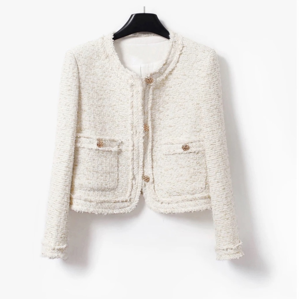 Elegant Cream Bouclé Cropped Blazer